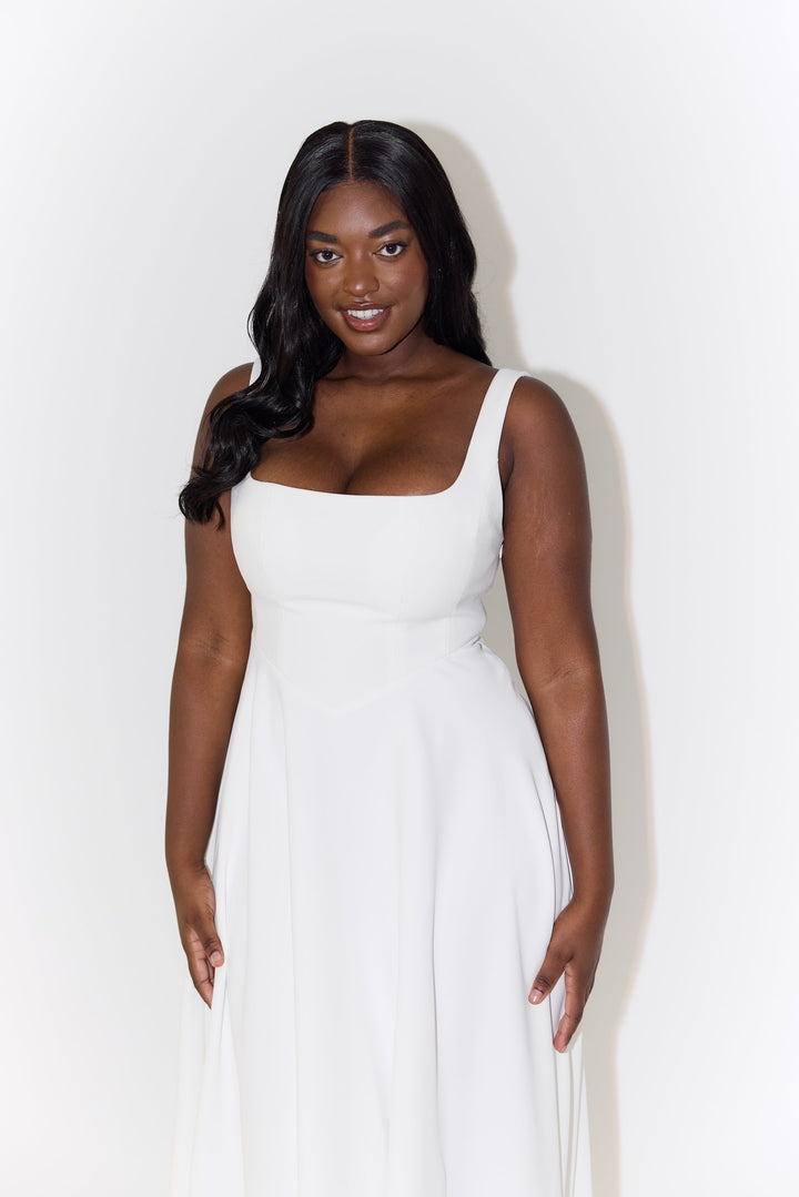 Timeless Flowy Midi Dress with Relaxed Silhouette
