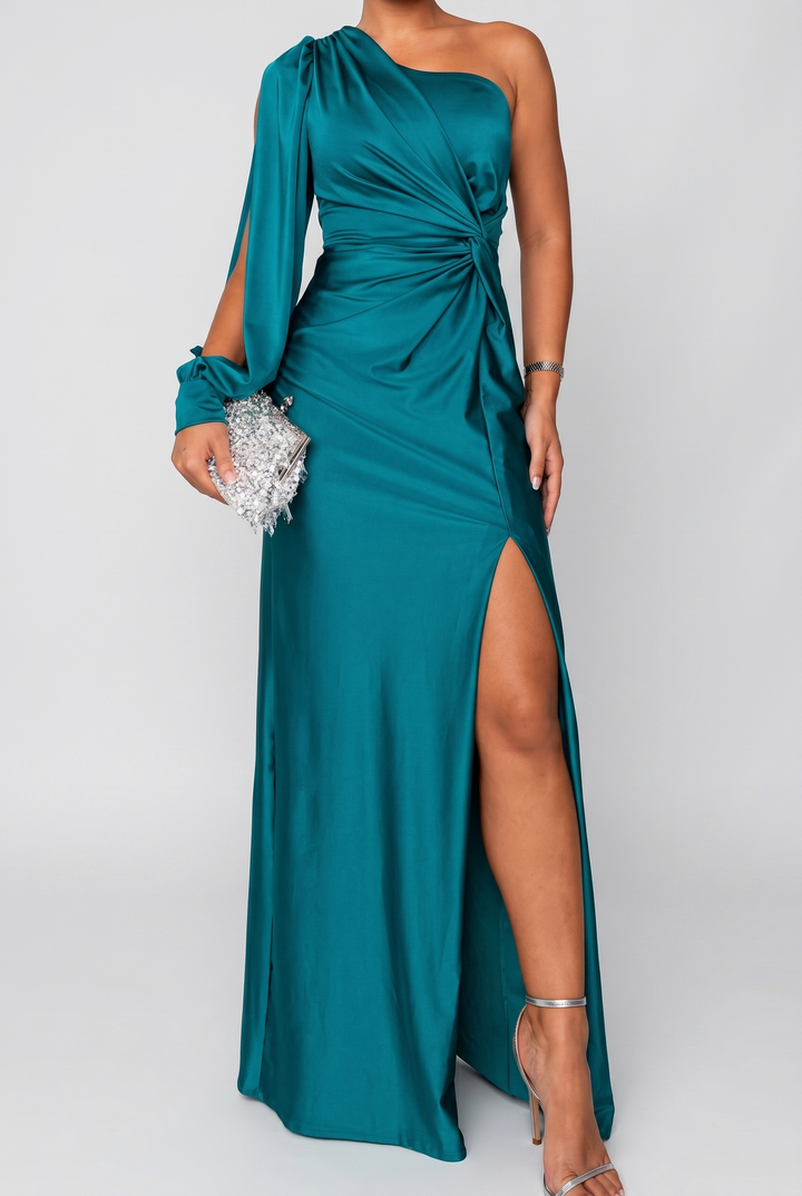 Elegant Evening Maxi Dress with Flattering Drape