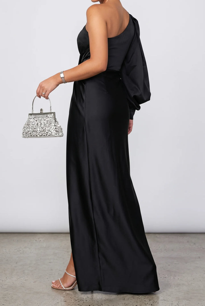 Elegant Evening Maxi Dress with Flattering Drape