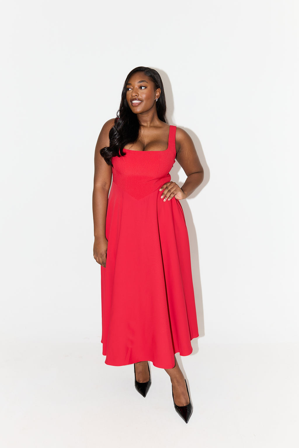 Timeless Flowy Midi Dress with Relaxed Silhouette